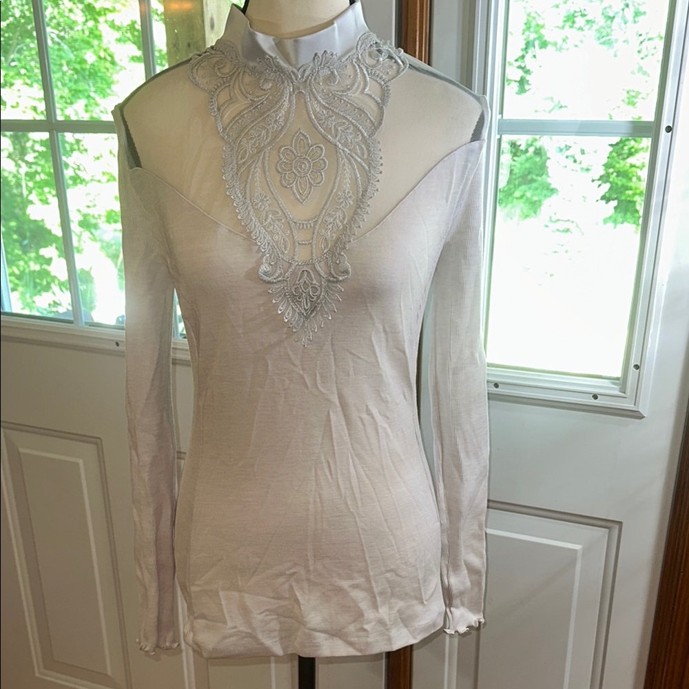 BNWT Oscalito Silk and Wool Blend Top